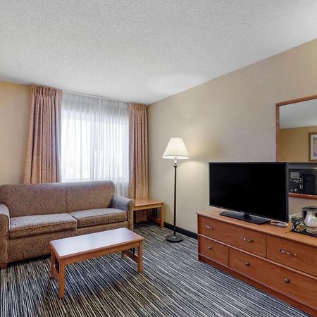 Quality Inn & Suites Wellington - Fort Collins Exteriér fotografie