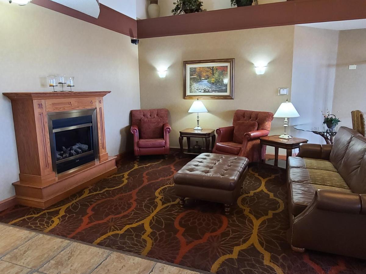 Quality Inn & Suites Wellington - Fort Collins Exteriér fotografie