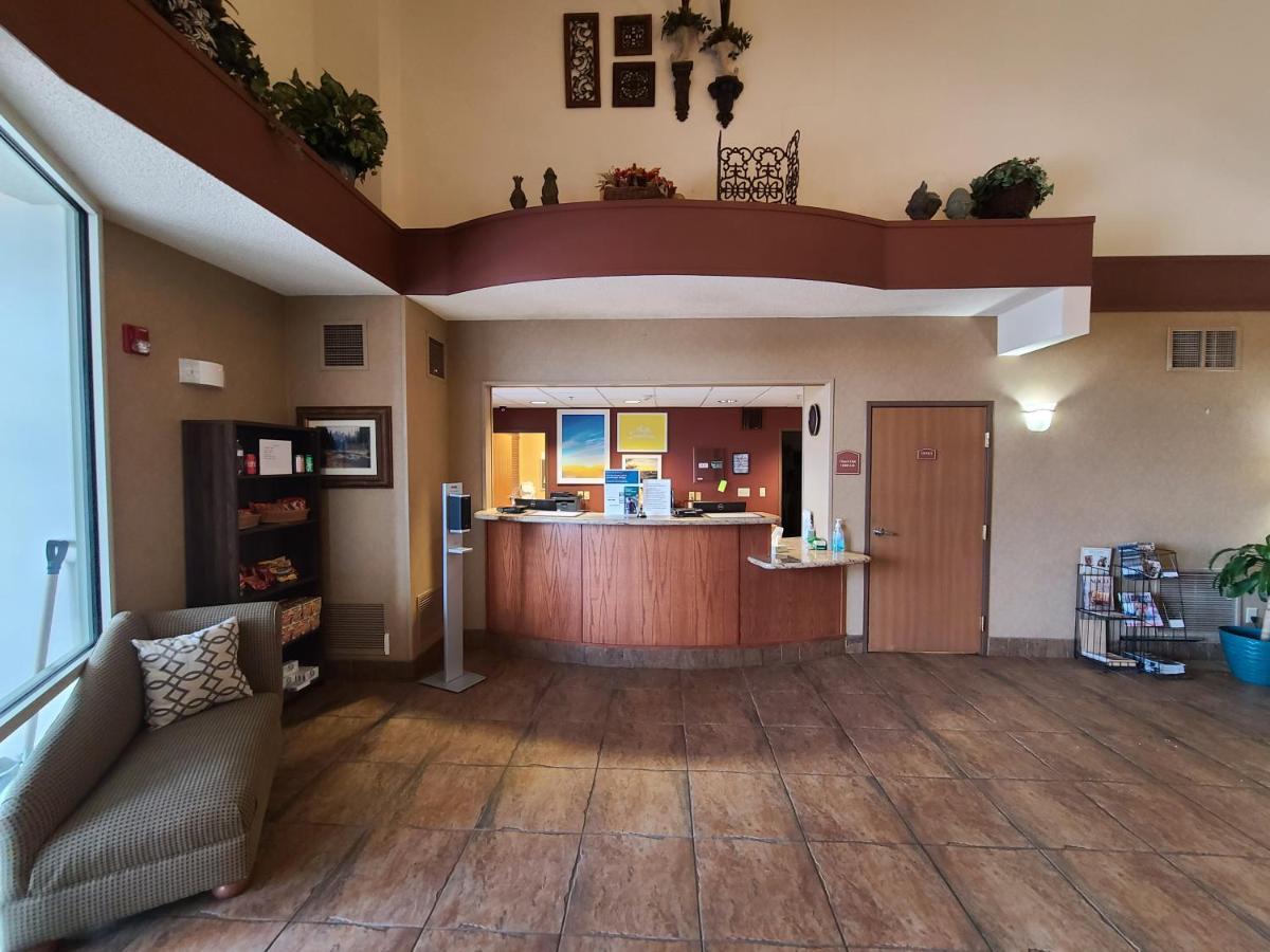 Quality Inn & Suites Wellington - Fort Collins Exteriér fotografie