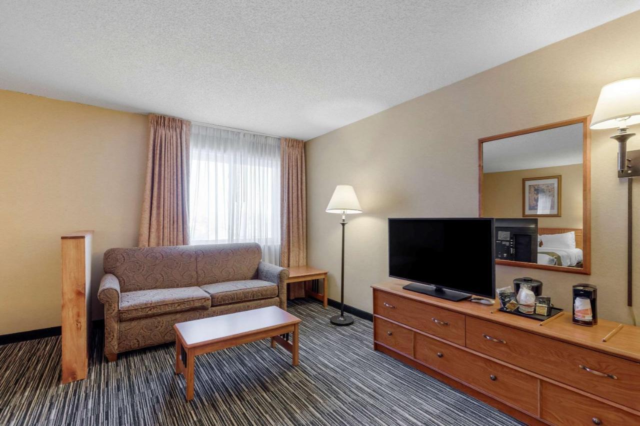 Quality Inn & Suites Wellington - Fort Collins Exteriér fotografie