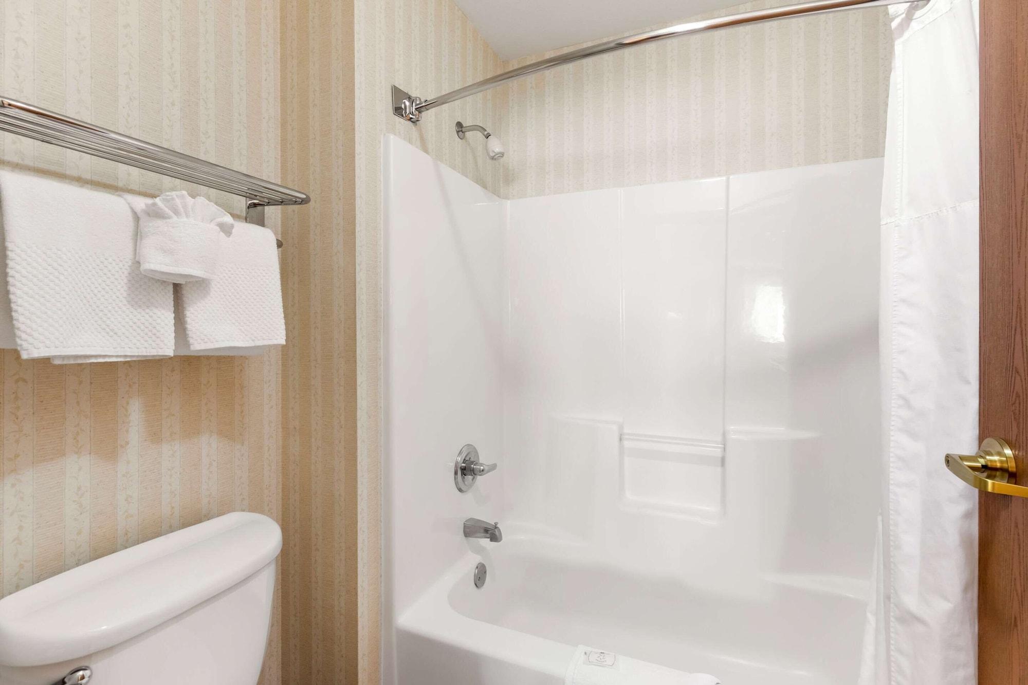 Quality Inn & Suites Wellington - Fort Collins Exteriér fotografie