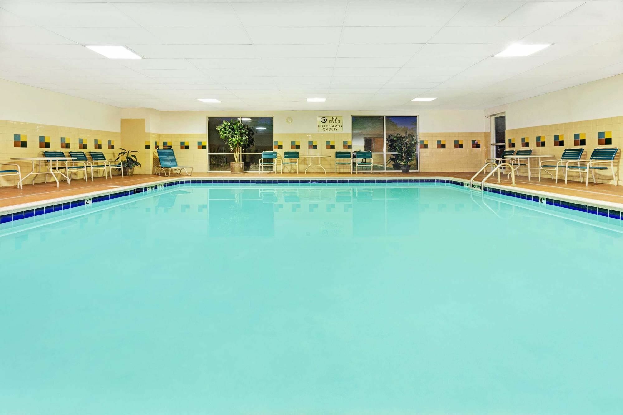 Quality Inn & Suites Wellington - Fort Collins Exteriér fotografie